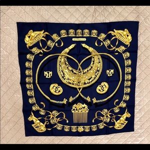 Hermès Scarf